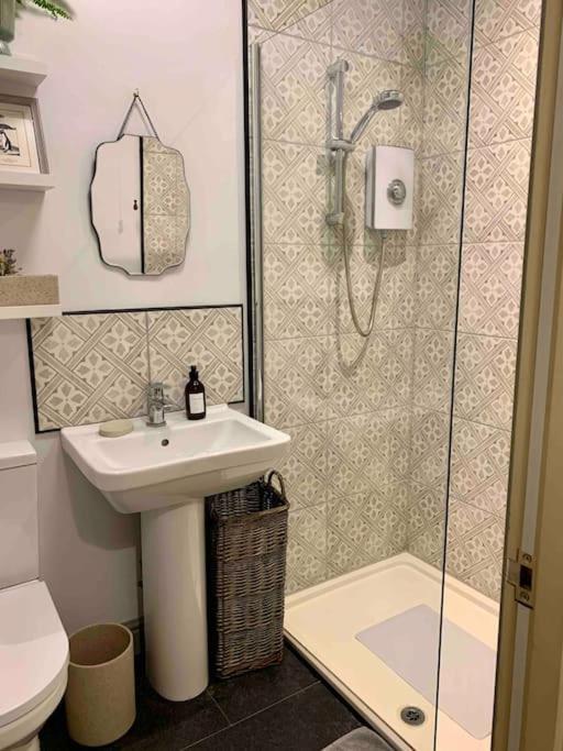 The Nest, Central Ludlow One Bed Apartment エクステリア 写真