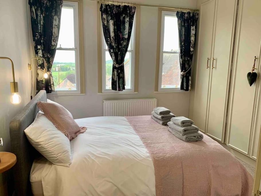The Nest, Central Ludlow One Bed Apartment エクステリア 写真