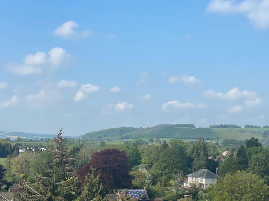 The Nest, Central Ludlow One Bed Apartment エクステリア 写真