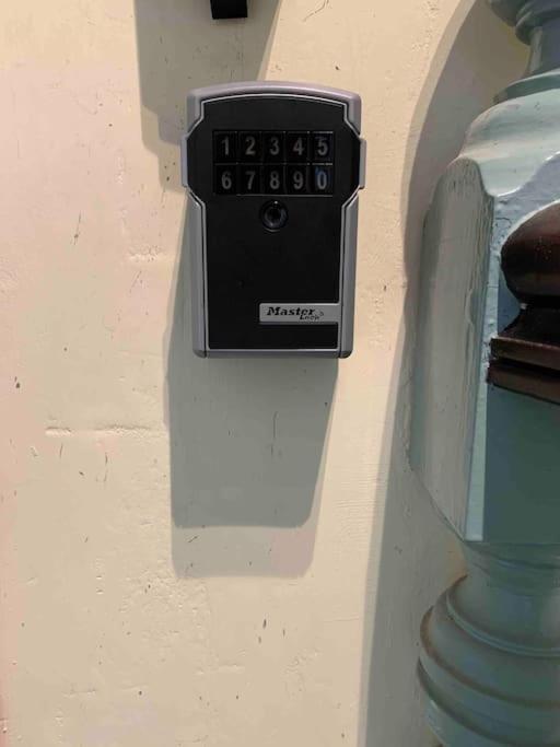 The Nest, Central Ludlow One Bed Apartment エクステリア 写真