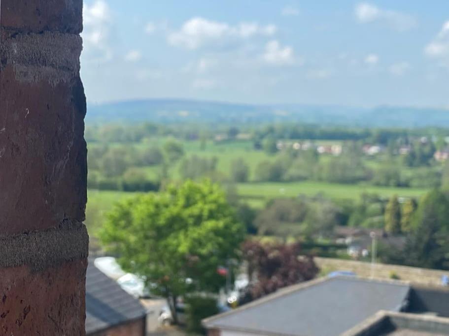 The Nest, Central Ludlow One Bed Apartment エクステリア 写真